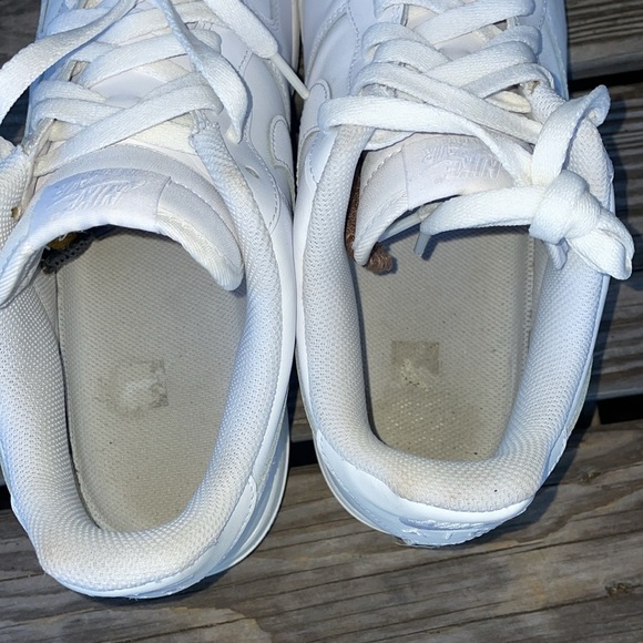 ALL WHITE AIR FORCE 1 IN EXCELLENT CONDITION (size 12 Men’s) - Picture 10 of 13
